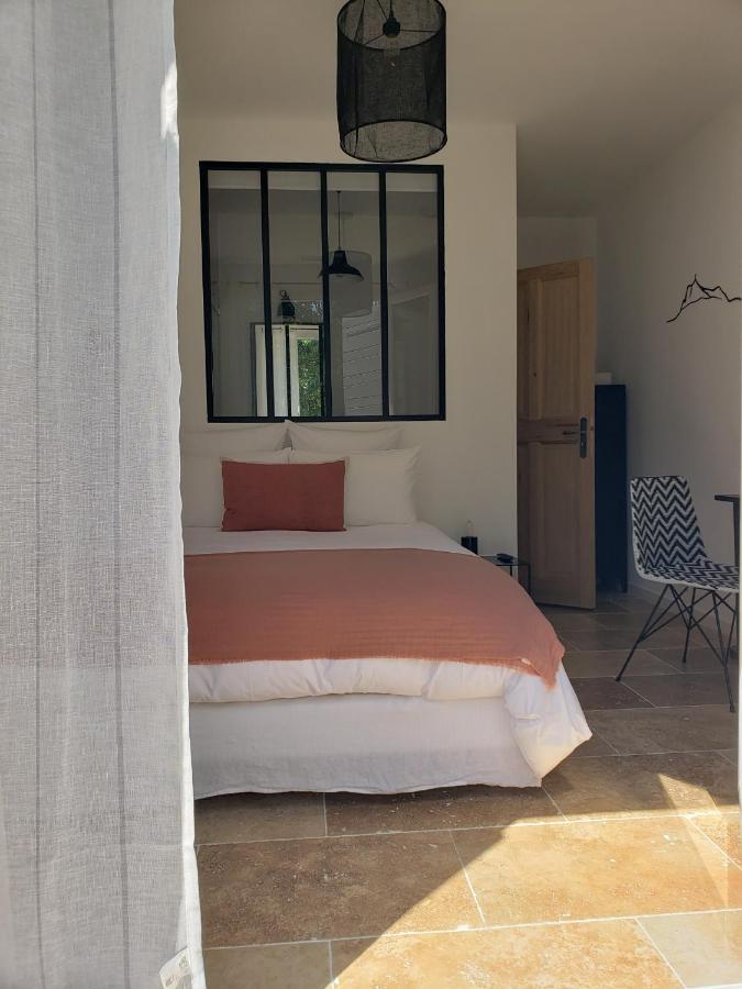 La Bastide D'Alix Bed & Breakfast Eguilles Exterior photo