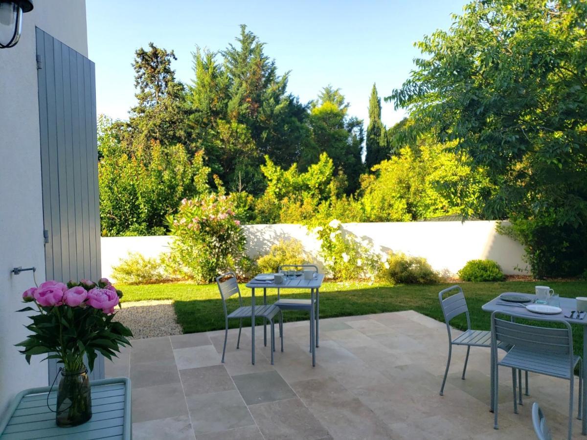 La Bastide D'Alix Bed & Breakfast Eguilles Exterior photo