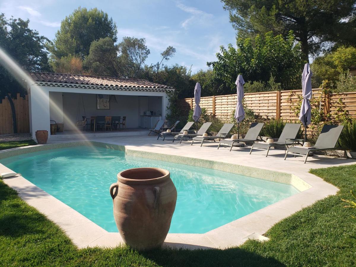 La Bastide D'Alix Bed & Breakfast Eguilles Exterior photo