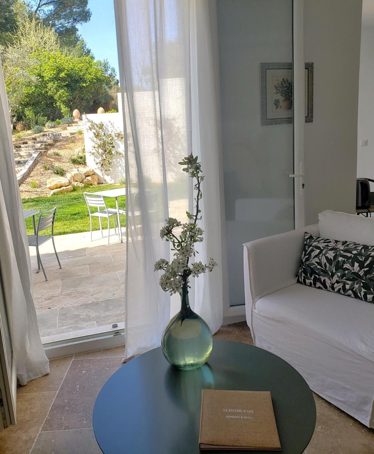 La Bastide D'Alix Bed & Breakfast Eguilles Exterior photo